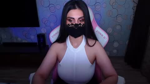 Snapshot of ashley__cooper__ chatting on 5, 6, 2026 Yasmina online show from 5, 6, 2026