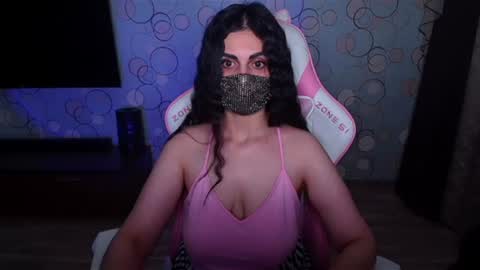   Yasmina   online show from 26, 7, 2026