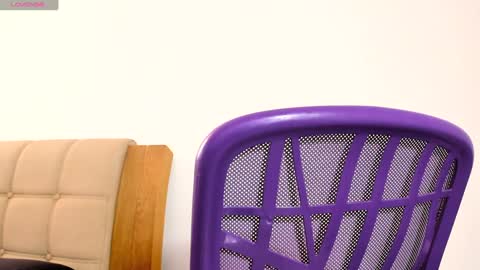 Soy Ash online show from 1, 2, 2025