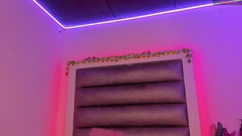 ashley_js online show from 11, 6, 2026