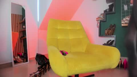 ashley_leon_ online show from 29, 3, 2026