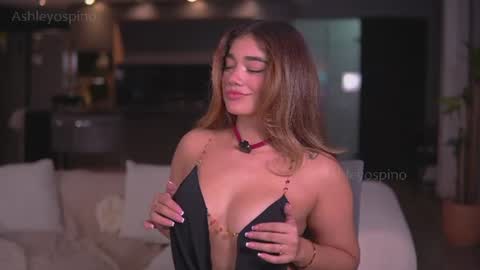 Snapshot of ashley_ospino chatting on 25, 7, 2026 Ashley online show from 25, 7, 2026