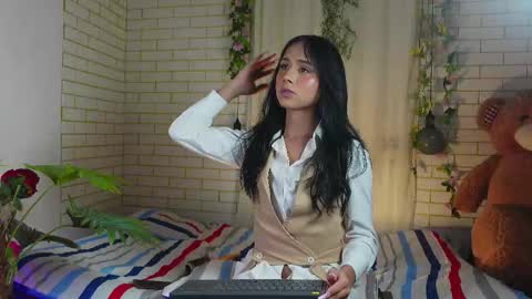 ashley_winhouse online show from 6, 10, 2025