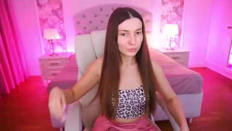 ashleybaee online show from 19, 6, 2026