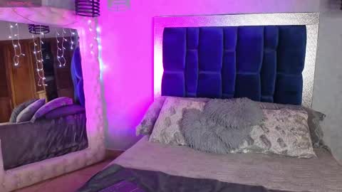 CAMILA online show from 17, 9, 2025