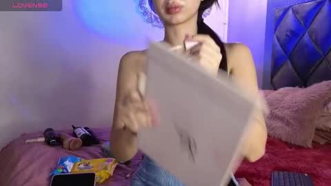 CAMILA online show from 1, 11, 2025