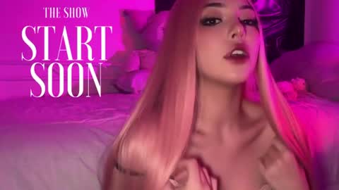 Ashlee Boox   online show from 3, 7, 2026