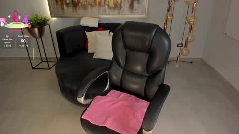 Ashley Jhonson  online show from 24, 4, 2026