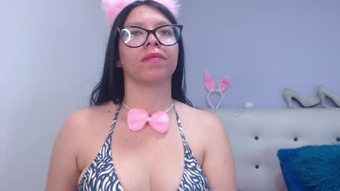 Ashley online show from 13, 10, 2025