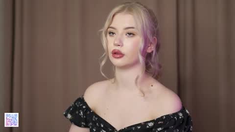 Snapshot of ashleyniko chatting on 21, 11, 2025 AshleyNiko online show from 21, 11, 2025