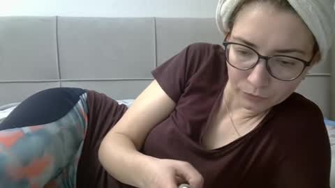 Ashley online show from 4, 3, 2025