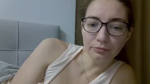 Ashley online show from 17, 12, 2025