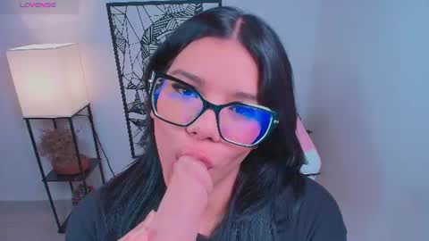 Ashleyy18   online show from 22, 7, 2026