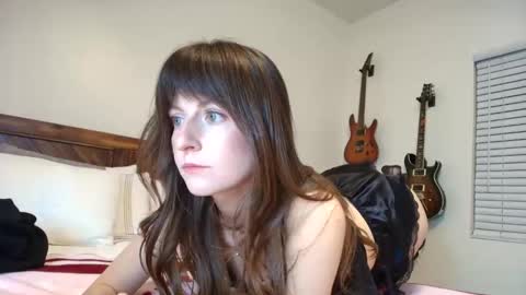 Snapshot of ashleyyylove13 chatting on 18, 5, 2026 Ashley Love online show from 18, 5, 2026