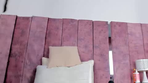 Ashlie online show from 23, 12, 2024