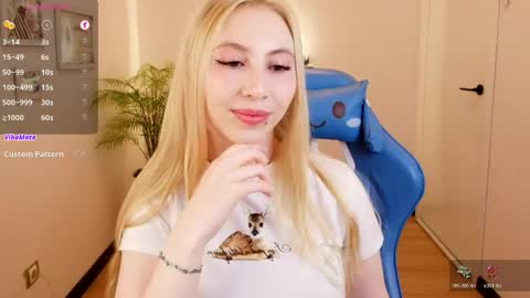 Victoria  online show from 21, 4, 2026