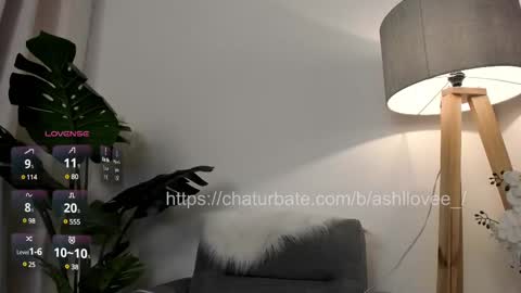 ashllovee online show from 22, 2, 2025