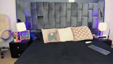 Ashly online show from 7, 6, 2026