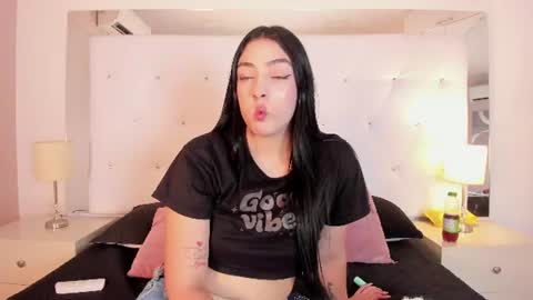 Ashly online show from 4, 7, 2026
