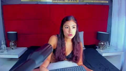 ashlye_collins online show from 7, 10, 2025