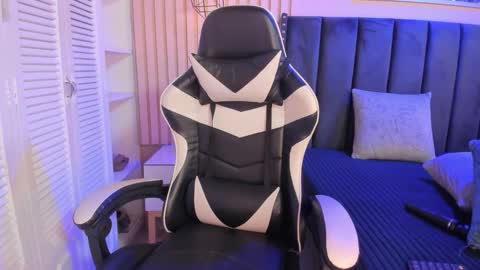 Snapshot of ashlye_miller_ chatting on 25, 2, 2026 ashlye_miller_ online show from 25, 2, 2026