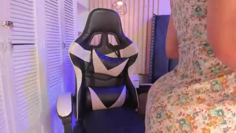 Snapshot of ashlye_miller_ chatting on 8, 3, 2026 ashlye_miller_ online show from 8, 3, 2026