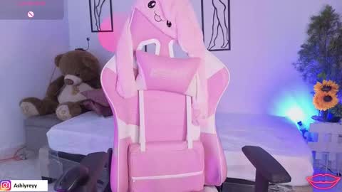 Ashly  online show from 18, 10, 2025