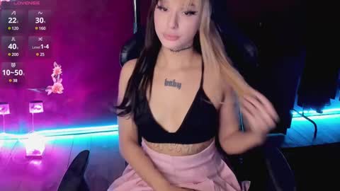 Mila online show from 11, 3, 2025