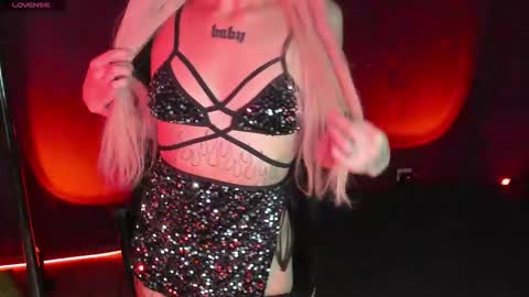 Mila online show from 29, 9, 2025