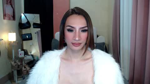 AshTheBigCock online show from 2, 3, 2026