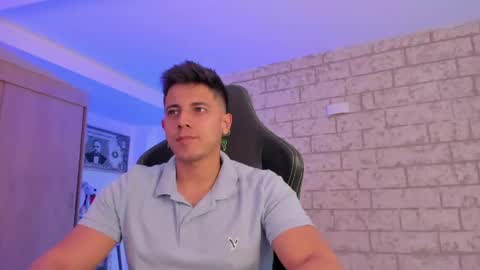 Snapshot of ashton_coleman_ chatting on 16, 5, 2026 my name real is camilo online show from 16, 5, 2026