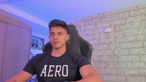 Snapshot of ashton_coleman_ chatting on 17, 5, 2026 my name real is camilo online show from 17, 5, 2026