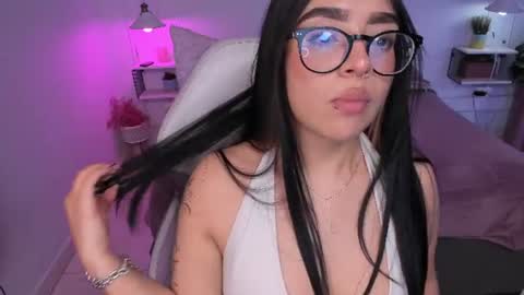 MyaFontaine online show from 25, 6, 2026