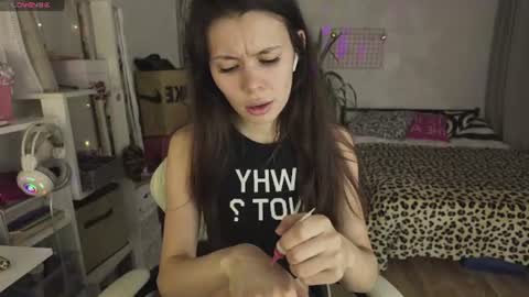 Snapshot of asian_angell chatting on 1, 7, 2026 adeline online show from 1, 7, 2026