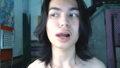 Snapshot of asian_babyboi chatting on 18, 12, 2025 asian_babyboi online show from 18, 12, 2025