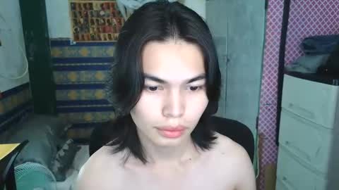 Snapshot of asian_babyboi chatting on 23, 12, 2025 asian_babyboi online show from 23, 12, 2025