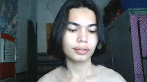 asian_babyboi online show from 19, 5, 2026
