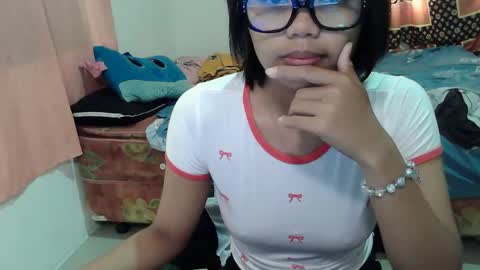 Snapshot of asian_decy chatting on 3, 11, 2025 asian_decy online show from 3, 11, 2025