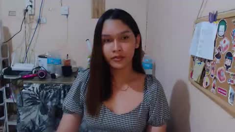 Snapshot of asian_glamm chatting on 7, 5, 2026 ANITA online show from 7, 5, 2026