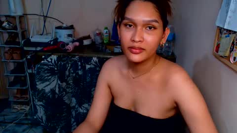 Snapshot of asian_glamm chatting on 28, 5, 2026 ANITA online show from 28, 5, 2026