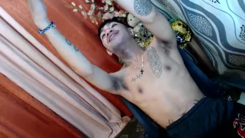 Snapshot of asian_kimxxx chatting on 17, 1, 2025 don online show from 17, 1, 2025