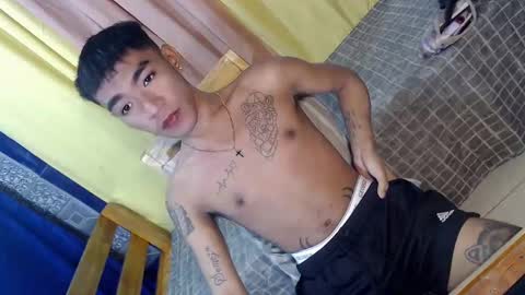 Snapshot of asian_kimxxx chatting on 31, 1, 2025 don online show from 31, 1, 2025