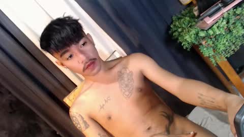 Snapshot of asian_kimxxx chatting on 25, 9, 2025 don online show from 25, 9, 2025