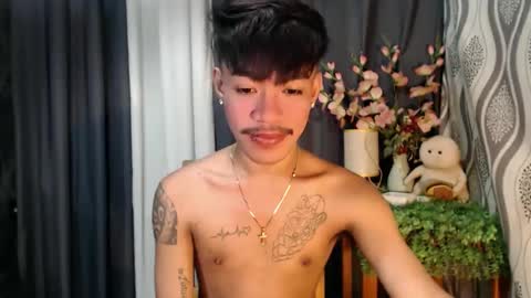 Snapshot of asian_kimxxx chatting on 13, 10, 2025 don online show from 13, 10, 2025