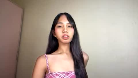 Snapshot of asian_prettypetite chatting on 7, 7, 2026 KIM online show from 7, 7, 2026