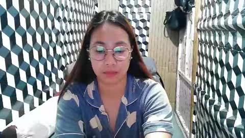 Trixie online show from 16, 4, 2026