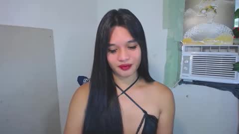 Snapshot of asian_yannie chatting on 14, 10, 2025 Yan online show from 14, 10, 2025