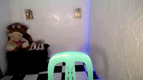 Snapshot of asianbarbie05 chatting on 2, 12, 2024 SOFIA online show from 2, 12, 2024