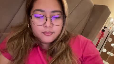 Curvy online show from 5, 6, 2026