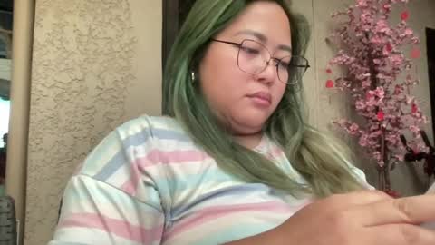 Curvy online show from 15, 6, 2026